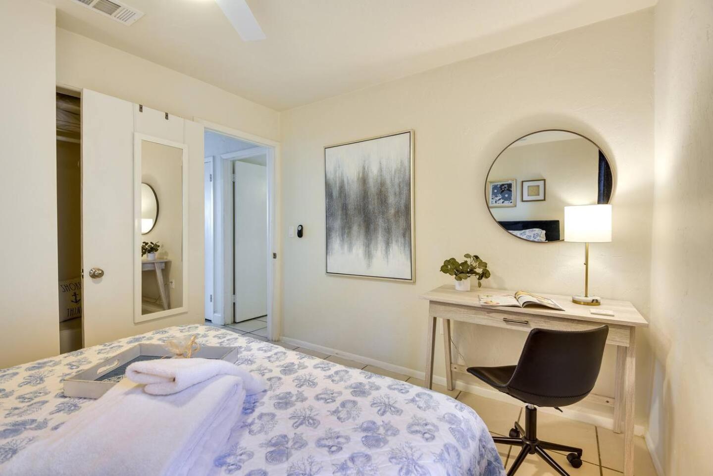 Coconut Cove Mid-Long Term Stays Available Walk To Downtown Trolly To Beaches 萨拉索塔 外观 照片